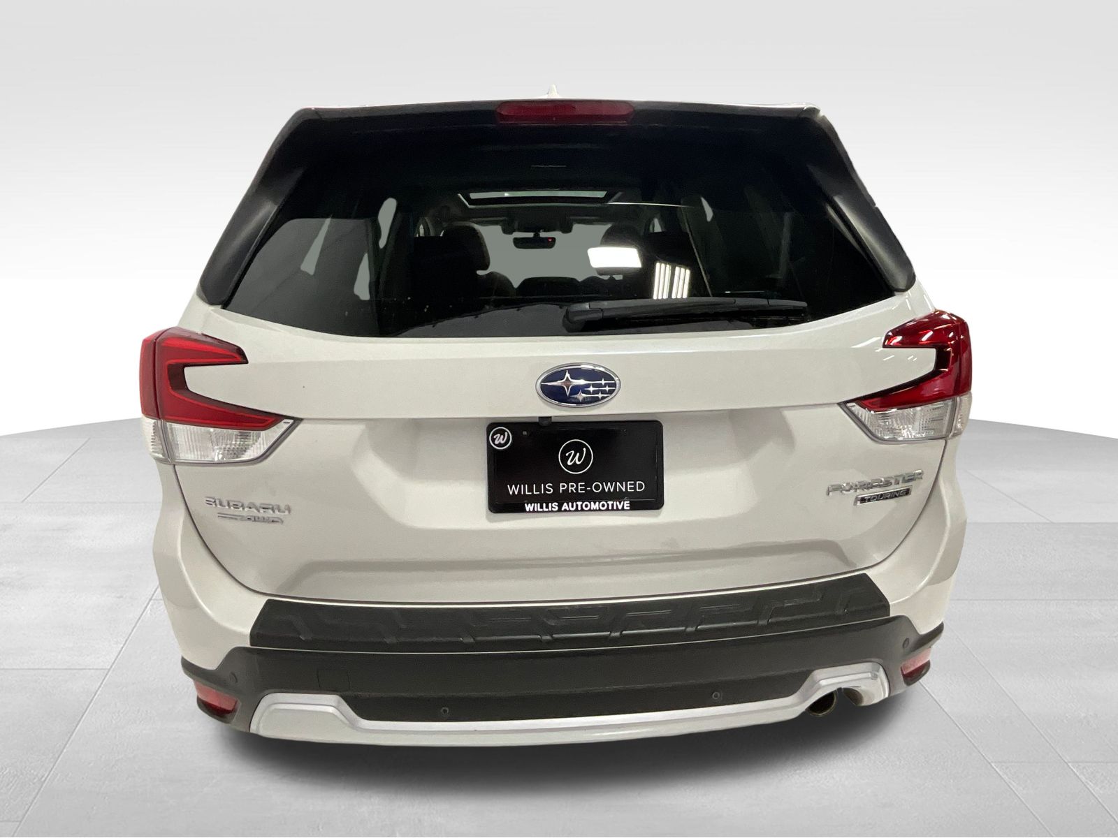 2019 Subaru Forester Touring photo 3