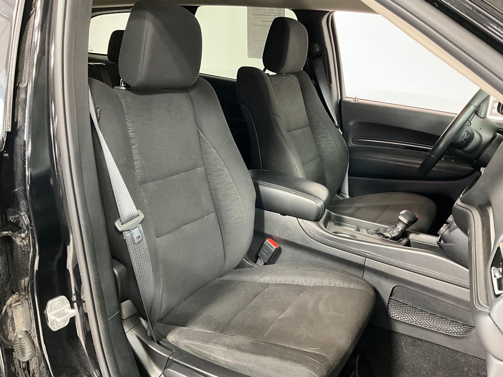 2022 Dodge Durango SXT photo 2