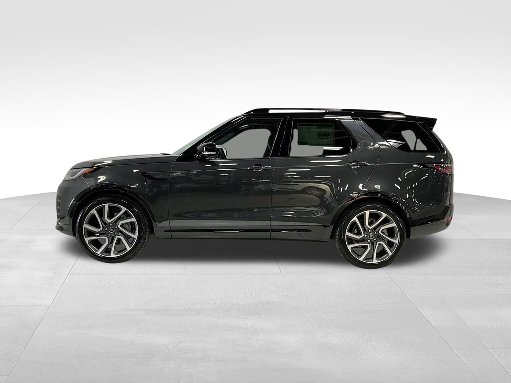 Used 2025 Land Rover Discovery Dynamic SE SUV