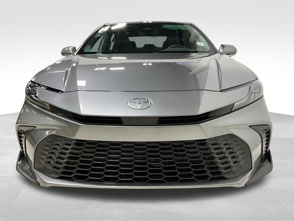 Used 2025 Toyota Camry SE Sedan