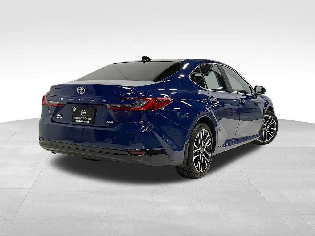 Used 2025 Toyota Camry XLE Sedan