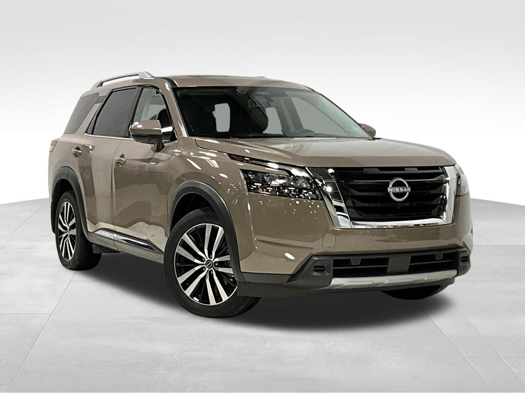 Used 2025 Nissan Pathfinder Platinum SUV