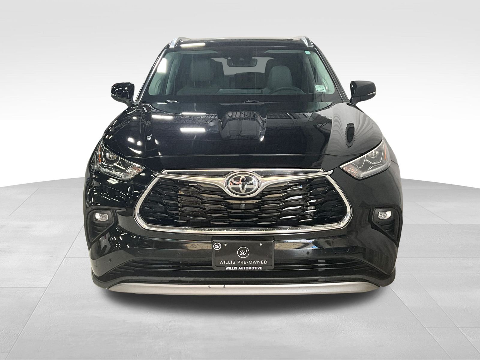 2022 Toyota Highlander Platinum photo 2
