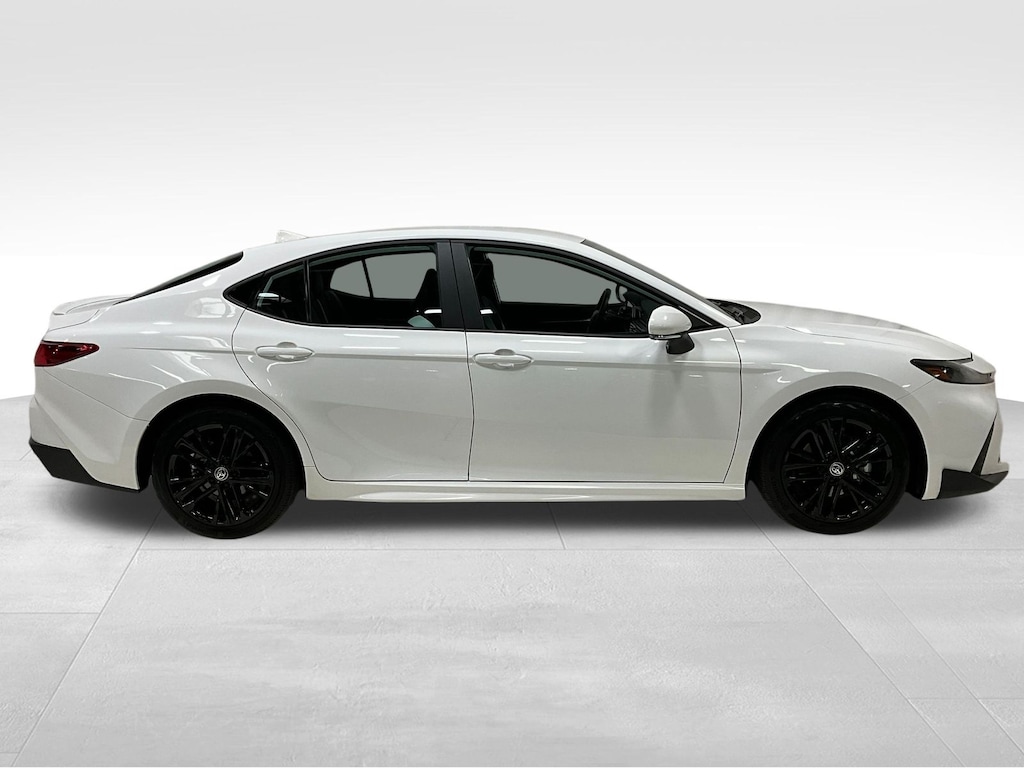 Used 2025 Toyota Camry SE Sedan