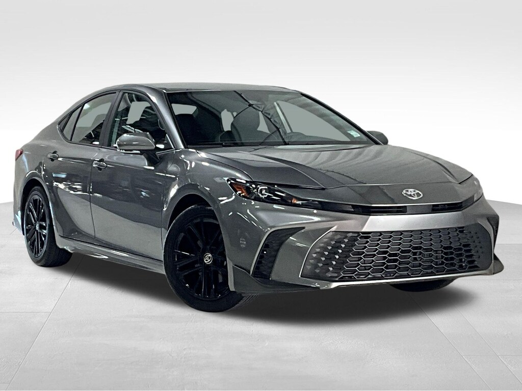Used 2026 Toyota Camry SE Sedan