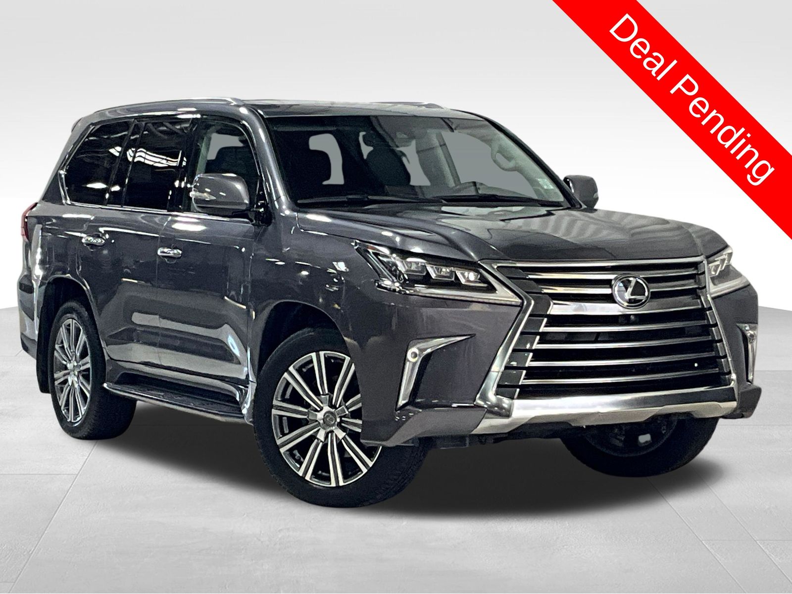 2016 Lexus LX 600 570's photo