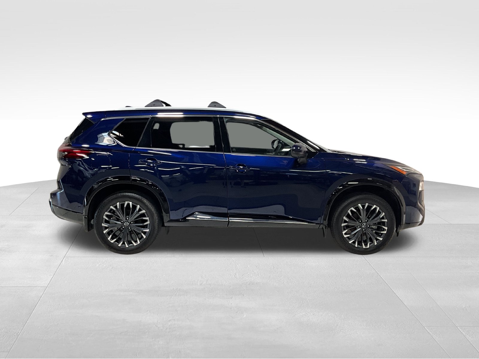 Used 2025 Nissan Rogue Platinum SUV