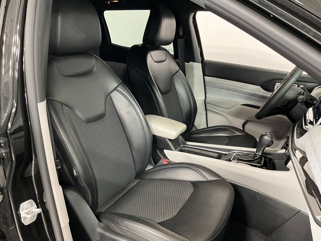Used 2023 Jeep Compass Latitude SUV