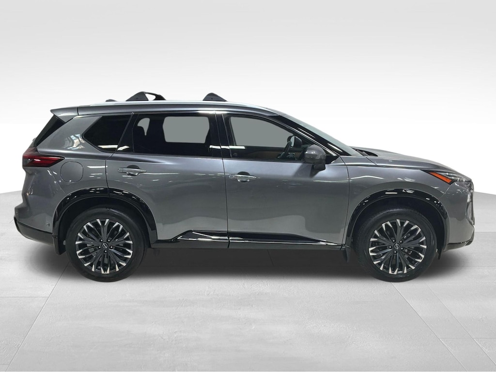 Used 2026 Nissan Rogue Platinum SUV