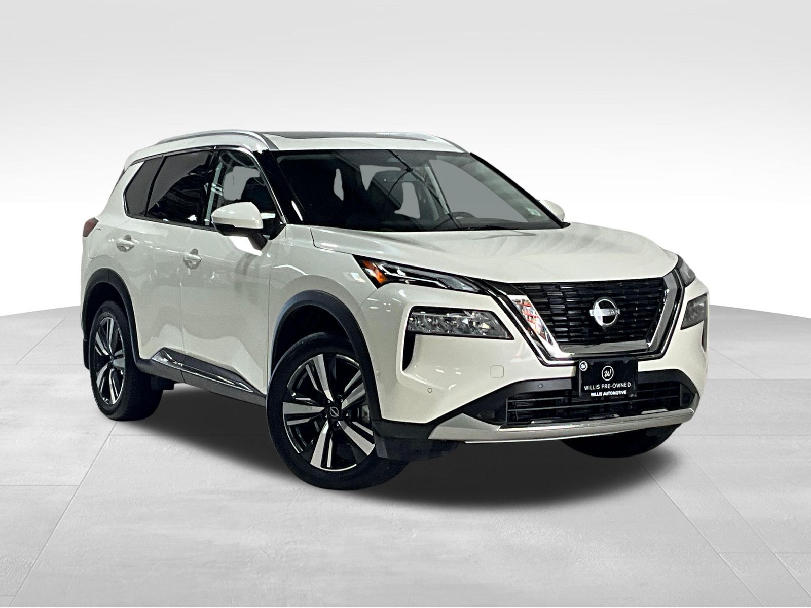 2023 Nissan Rogue Platinum AWD's photo