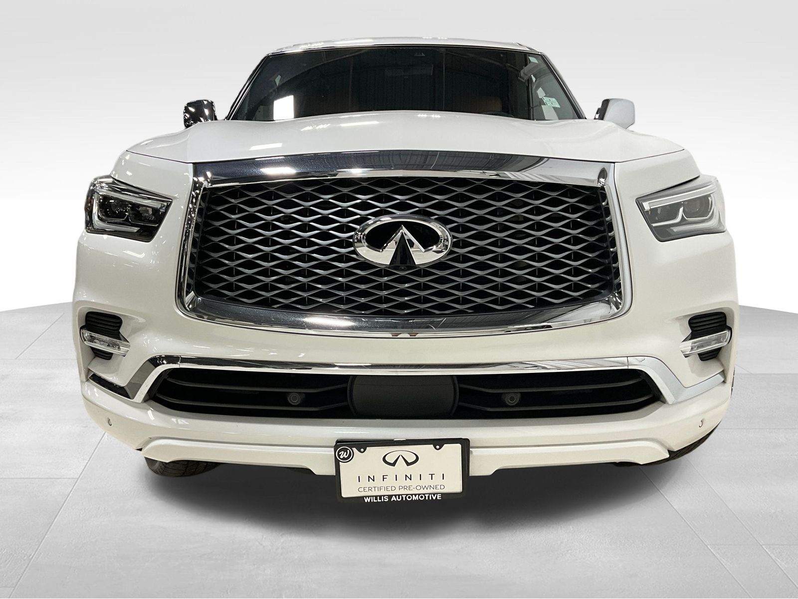 2023 Infiniti QX80 Sensory photo 2