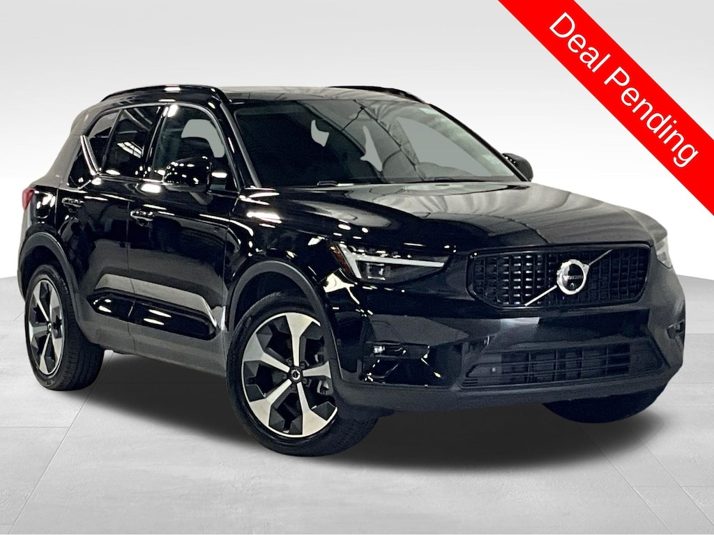 Certified 2026 Volvo XC40 B5 Plus SUV