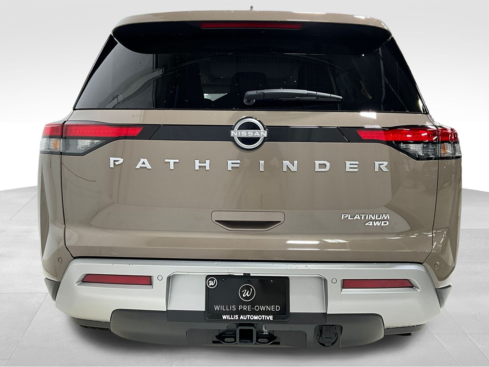 2025 Nissan Pathfinder Platinum - Photo 6