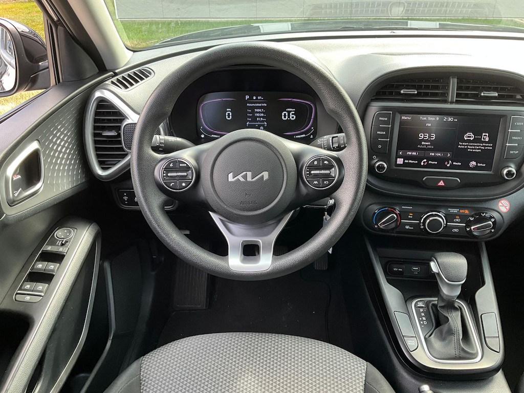 Used 2023 Kia Soul LX Hatchback