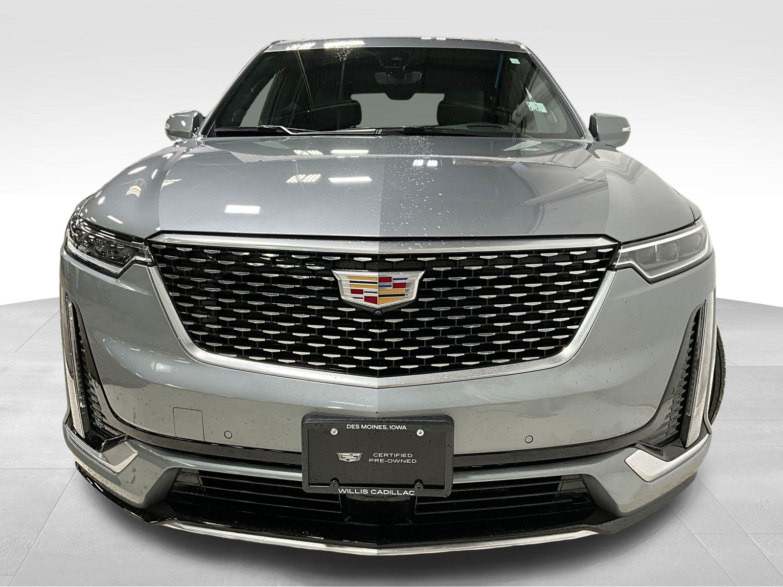 2025 Cadillac XT6 Premium Luxury photo 2