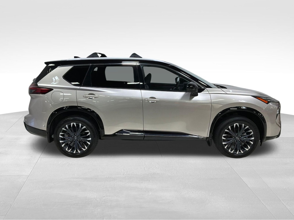 Used 2026 Nissan Rogue Platinum SUV
