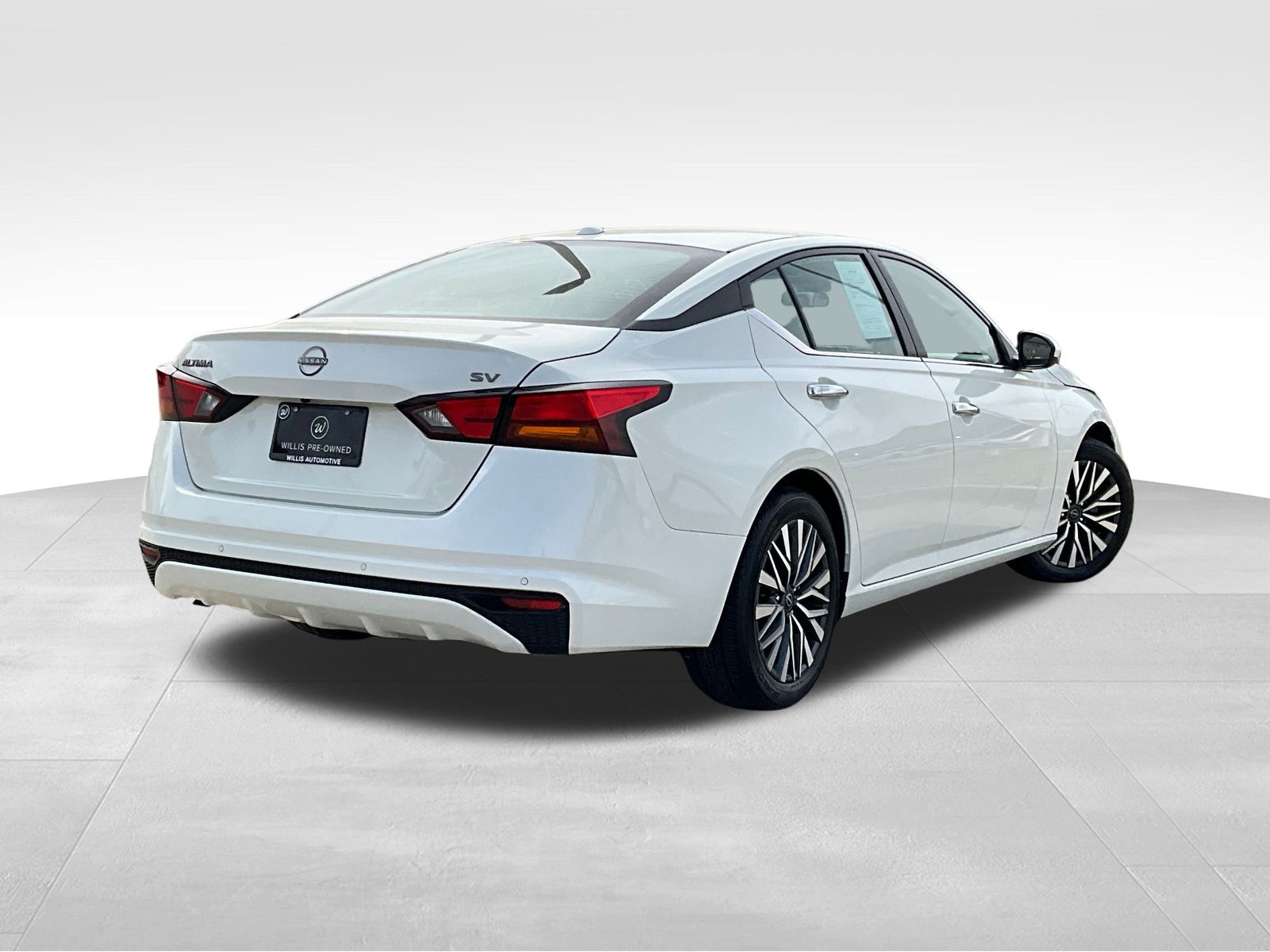 2023 Nissan Altima 2.5 SV photo 3