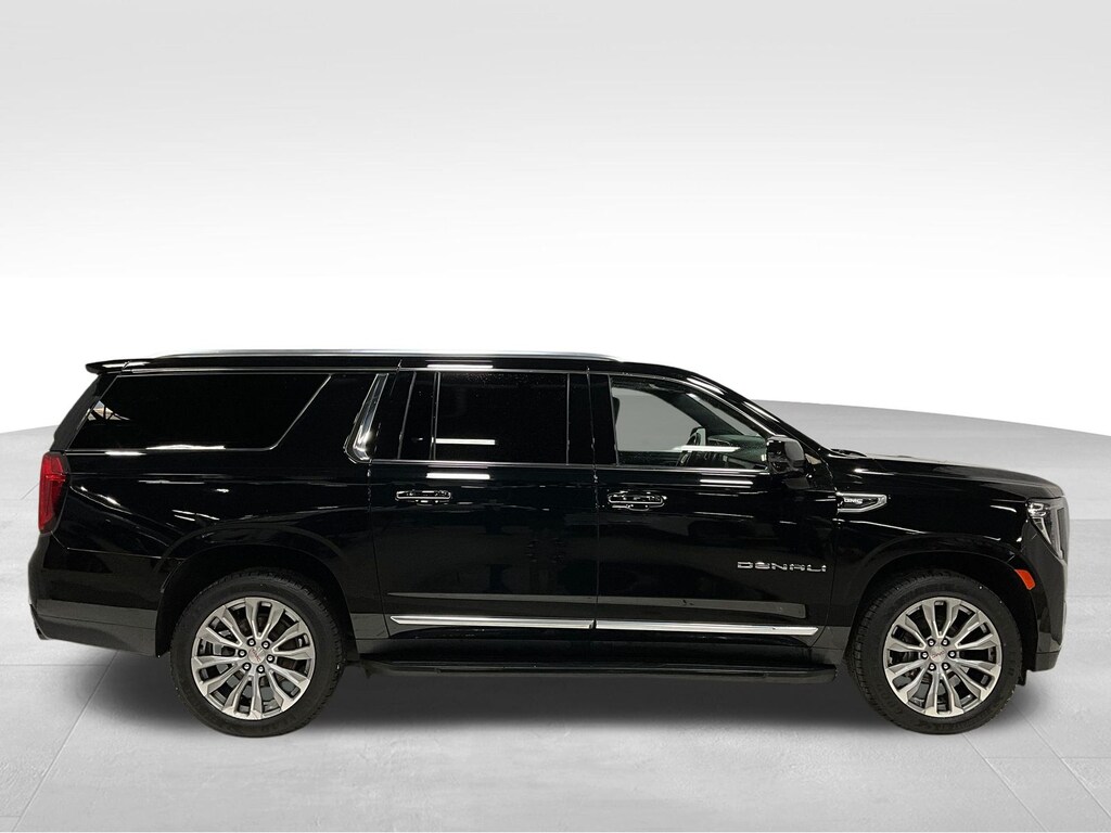 Used 2021 GMC Yukon XL Denali SUV