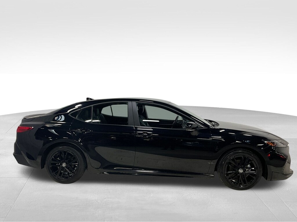 Used 2025 Toyota Camry SE Sedan