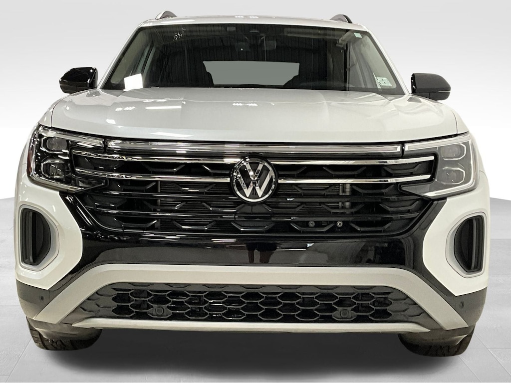 Used 2024 Volkswagen Atlas 2.0T Peak Edition SEL SUV
