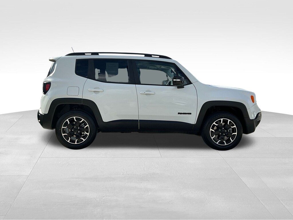 Used 2023 Jeep Renegade Latitude SUV