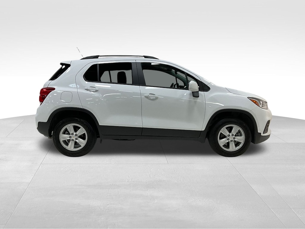Used 2022 Chevrolet Trax LT SUV