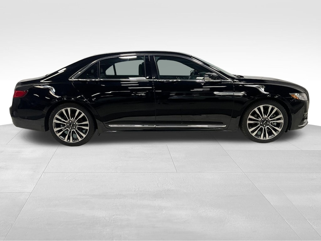Used 2017 Lincoln Continental Reserve Sedan
