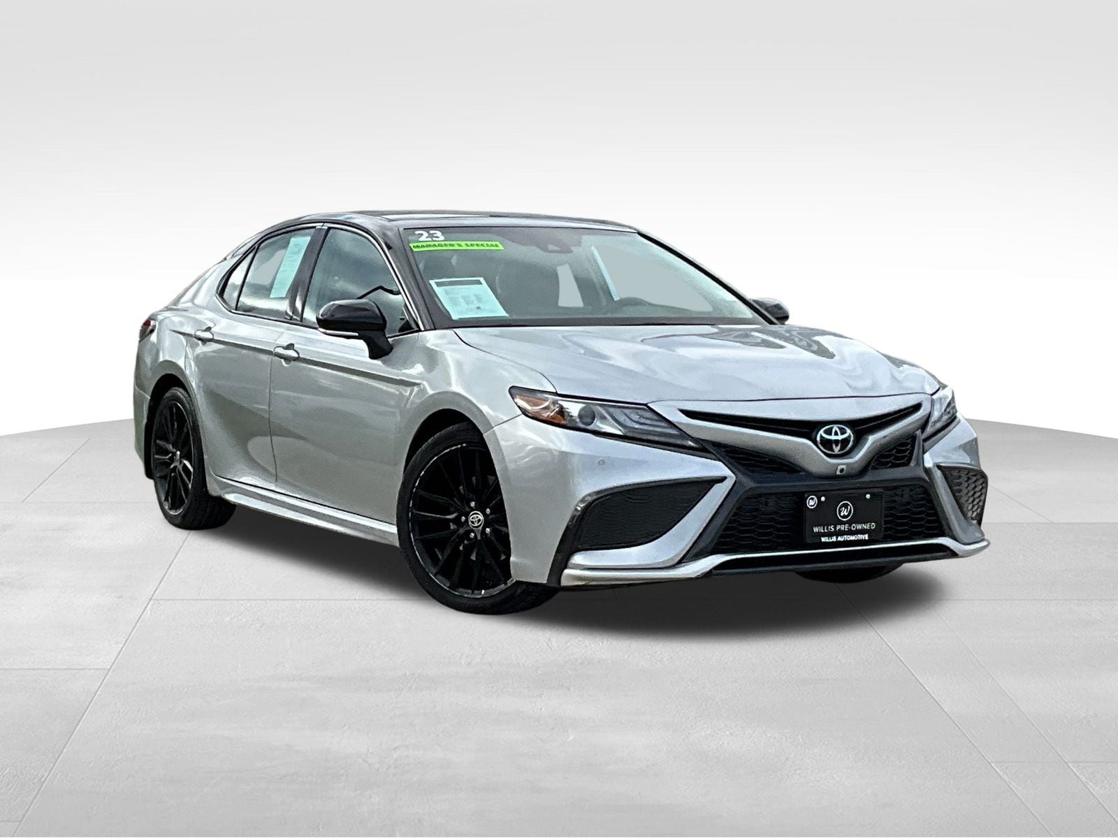 2023 Toyota Camry XSE's photo