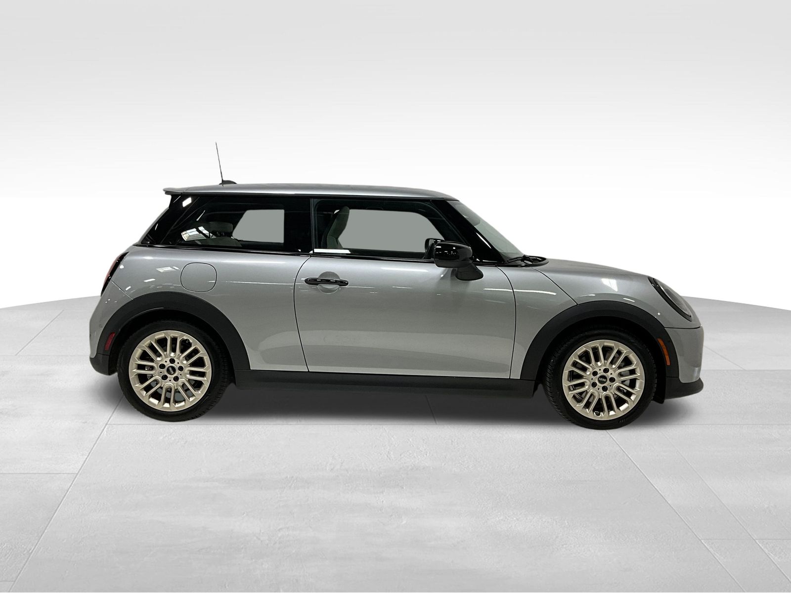 2025 Mini Cooper 2 Door Hardtop S photo 3