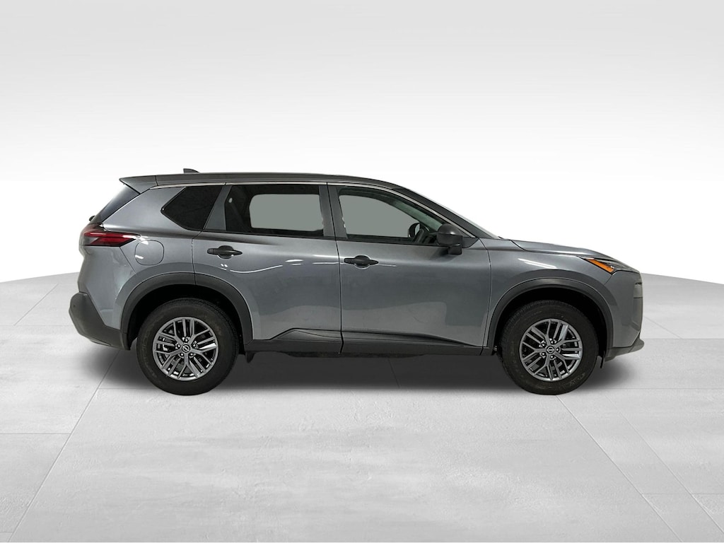 Used 2023 Nissan Rogue S SUV