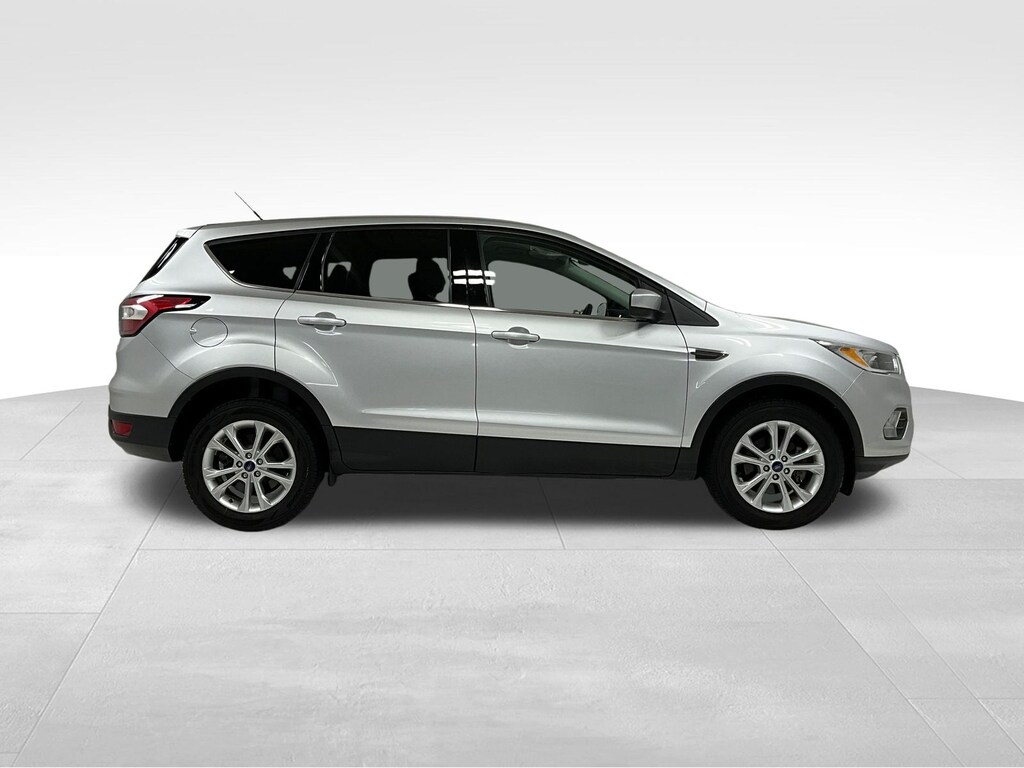 Used 2017 Ford Escape SE SUV