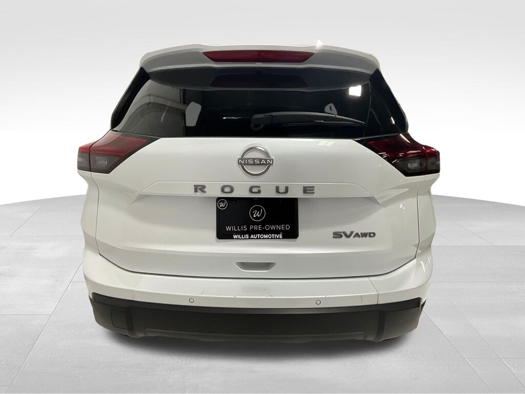 Used 2024 Nissan Rogue SV SUV