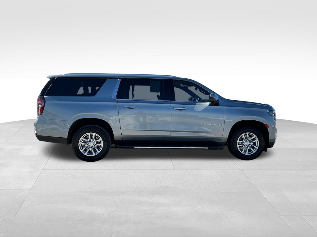 Used 2024 Chevrolet Suburban LT SUV