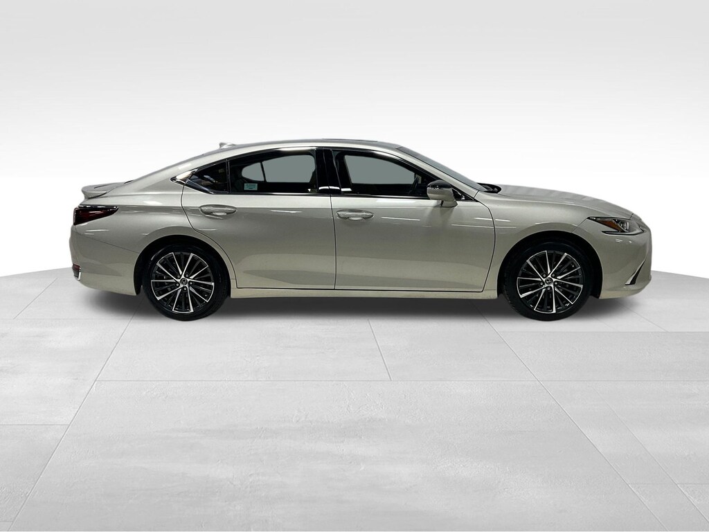 Certified 2025 Lexus ES 300h 300h Sedan
