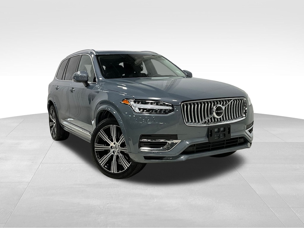 Used 2022 Volvo XC90 Recharge Plug-In Hybrid T8 Inscription 6 Passenger SUV