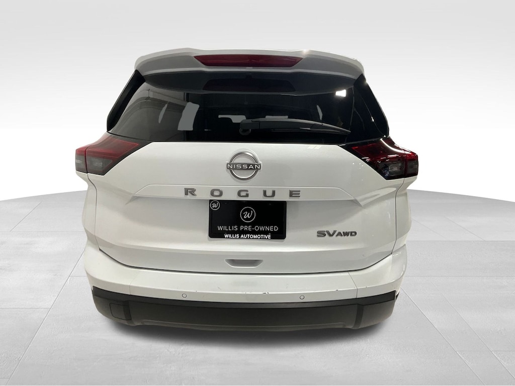 Used 2024 Nissan Rogue SV SUV