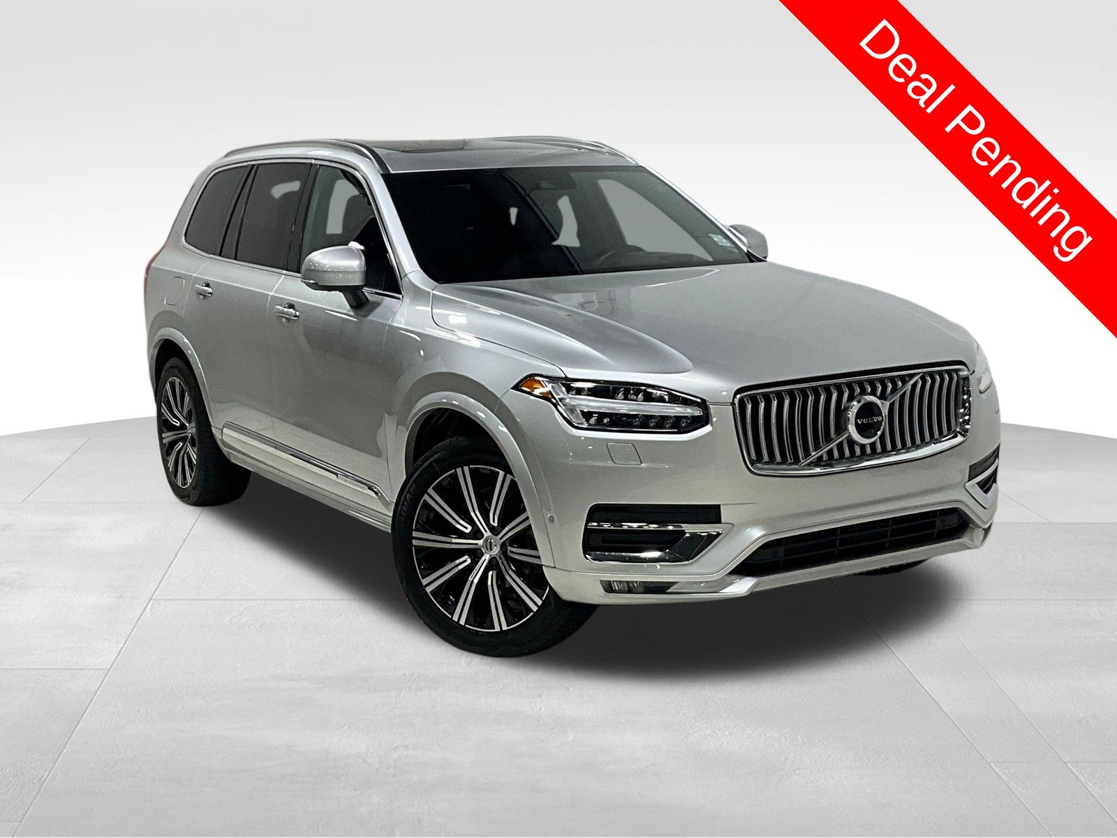2020 Volvo XC90 Inscription's photo