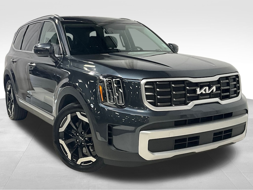 Used 2024 Kia Telluride S SUV
