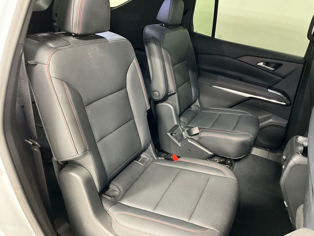Used 2024 Chevrolet Traverse Z71 SUV