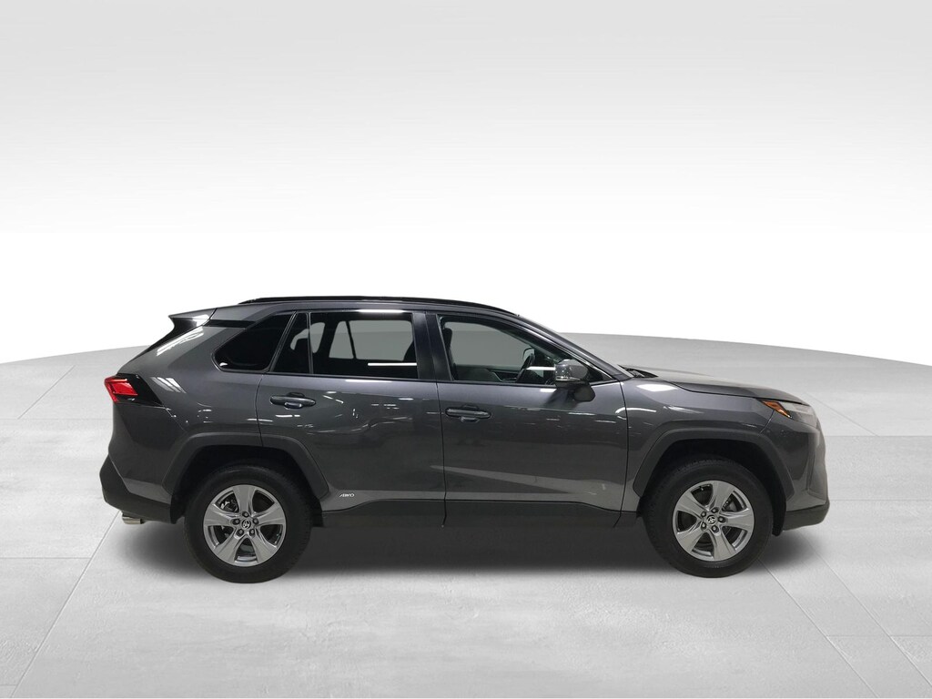 Used 2022 Toyota RAV4 Hybrid XLE SUV