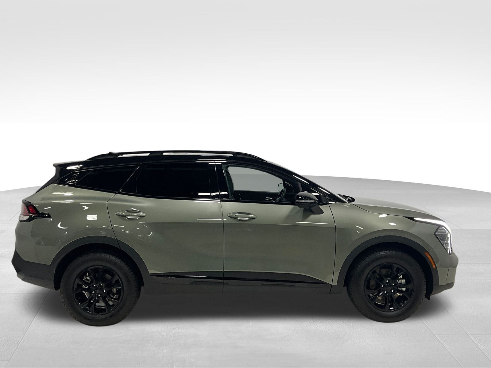 2025 Kia Sportage X-Pro photo 3