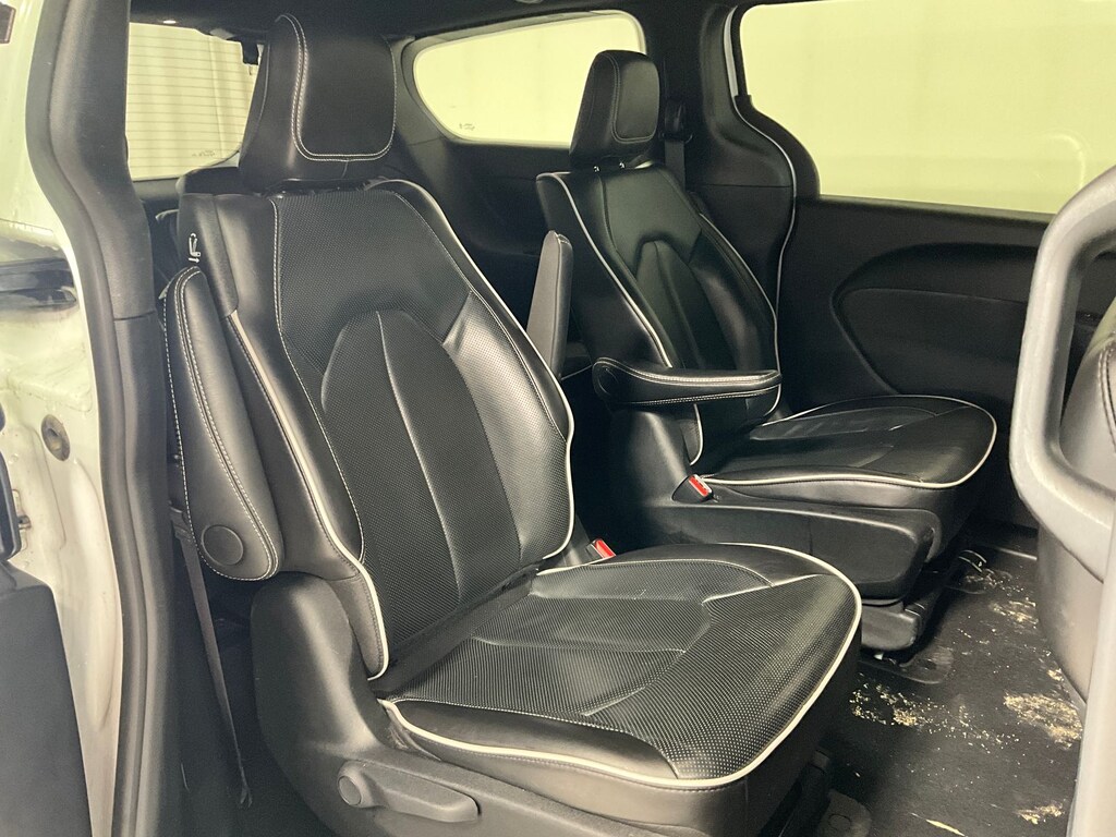 Used 2024 Chrysler Pacifica Plug-In Hybrid Select Premium S Appearance Minivan/Van