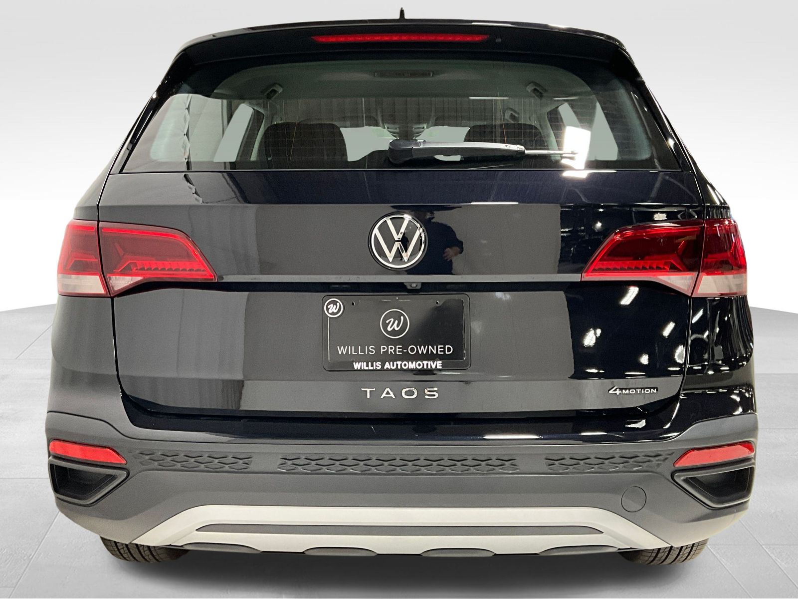 2024 Volkswagen Taos S photo 3