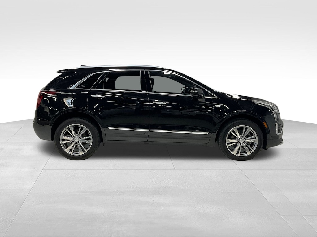 Certified 2025 CADILLAC XT5 Premium Luxury SUV