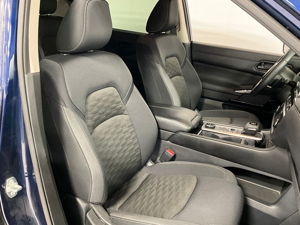 Used 2024 Nissan Pathfinder SV SUV