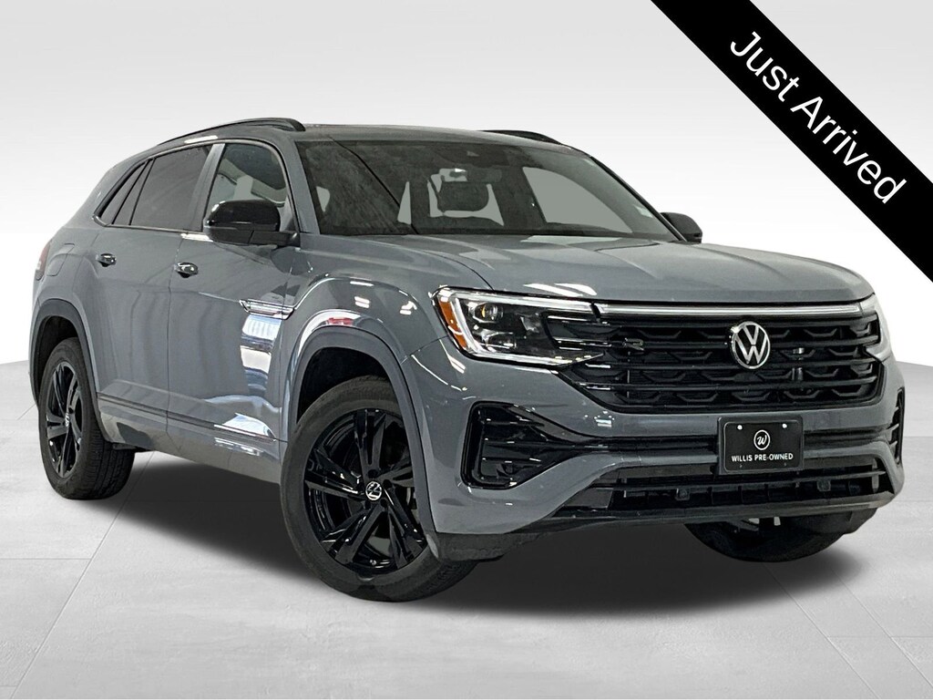 Used 2025 Volkswagen Atlas Cross Sport 2.0T SEL R-Line Black 2.0T SEL R-Line Black 4MOTION