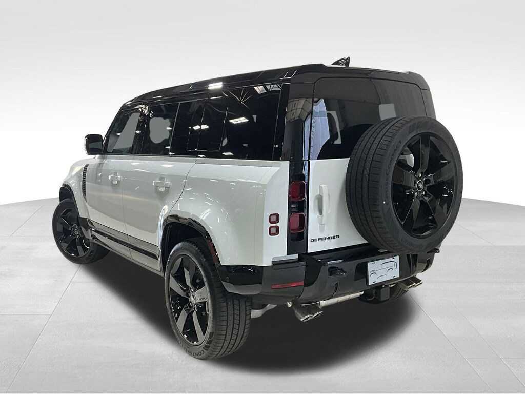 New 2025 Land Rover Defender X-Dynamic SE 110 P500 X-Dynamic SE