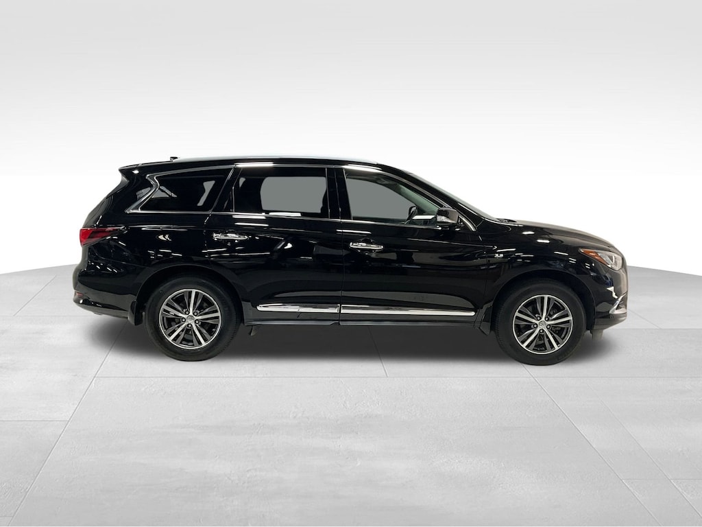 Used 2017 INFINITI QX60  AWD