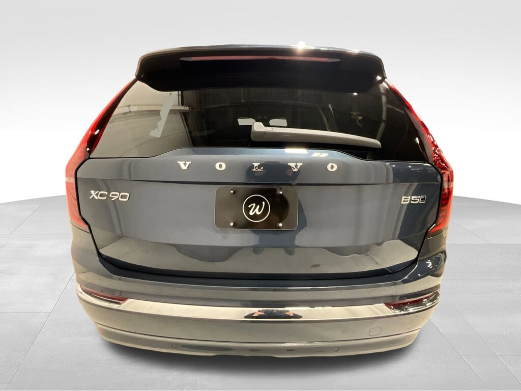 New 2026 Volvo XC90 Core B5 AWD Core 7-Seater