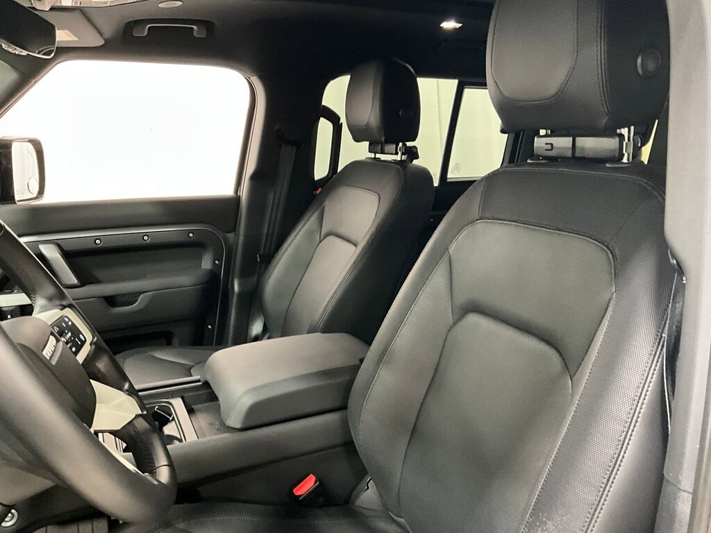 Certified 2024 Land Rover Defender X-Dynamic SE 110 P400 X-Dynamic SE